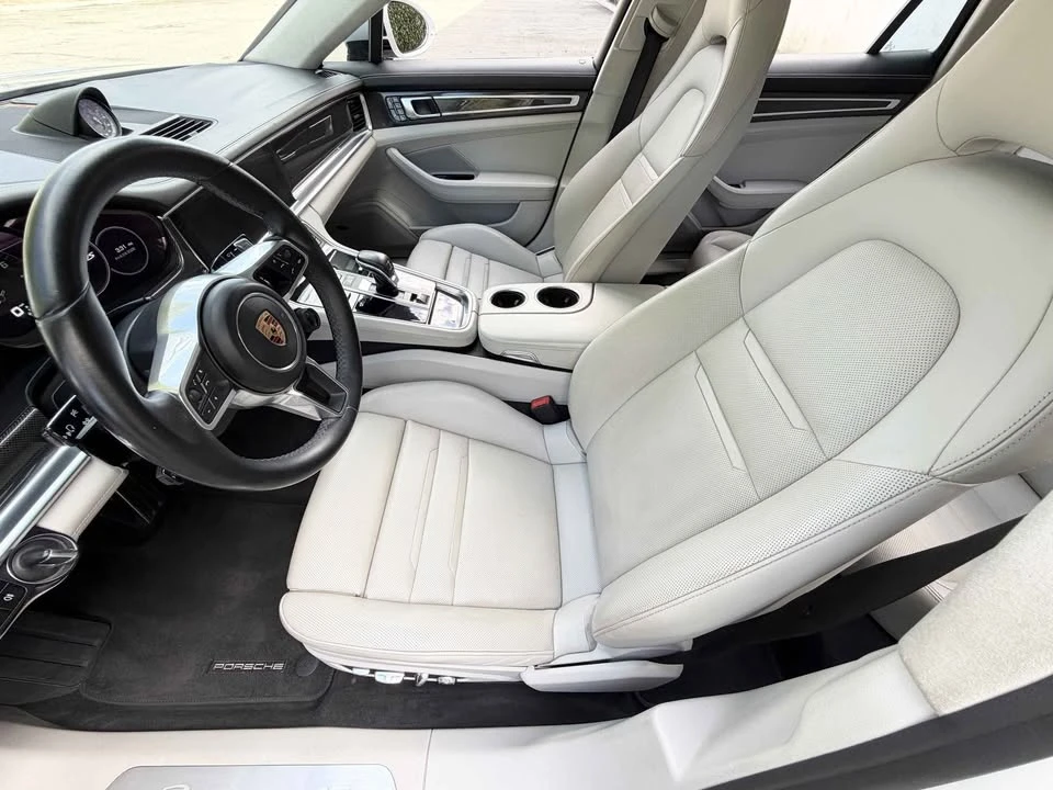 2017 Porsche 971 Panamera 4S - Image 11 of 15
