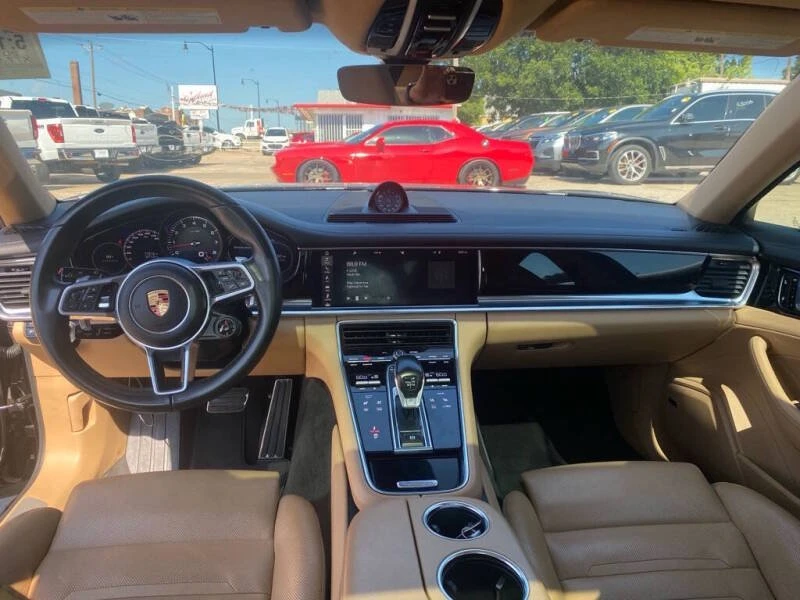 2017 Porsche 971 Panamera 4S - Image 9 of 12