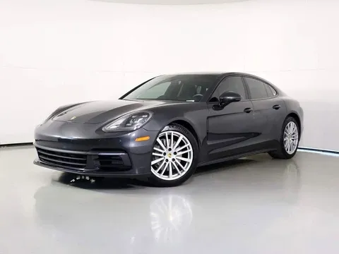 2017 Porsche Panamera 4S