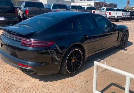 2017 Porsche 971 Panamera 4S - Image 4 of 12