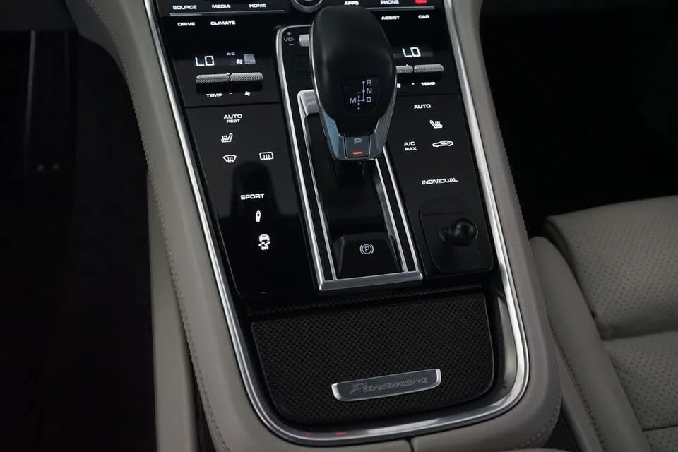 2017 Porsche 971 Panamera 4S - Image 11 of 20
