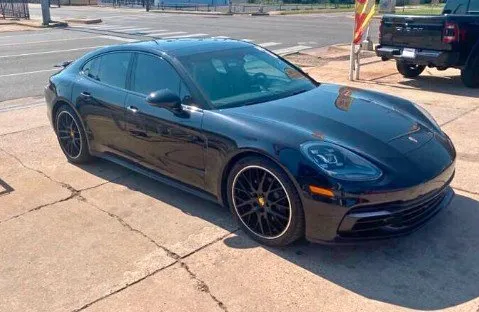 2017 Porsche Panamera 4S
