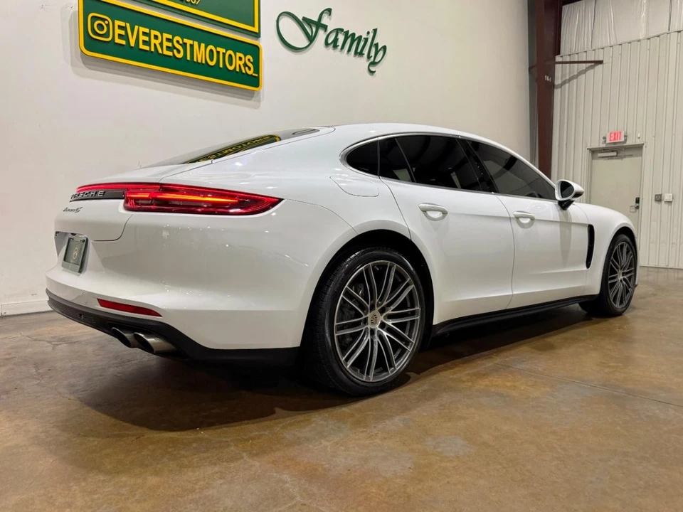 2017 Porsche 971 Panamera S - Image 8 of 12