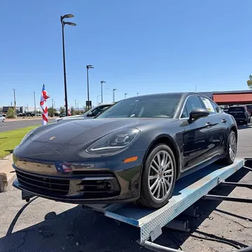 2017 Porsche Panamera 4S Sedan