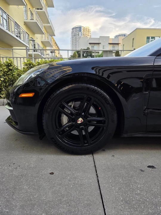 2017 Porsche 971 Panamera 4S - Image 4 of 14