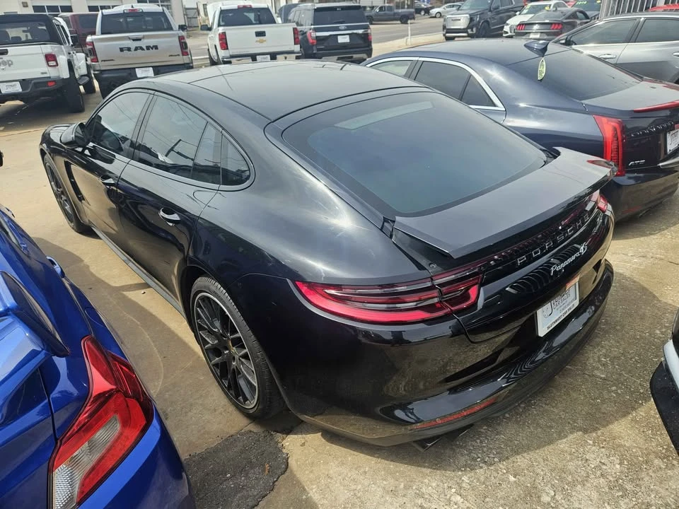 2017 Porsche 971 Panamera 4S - Image 5 of 6