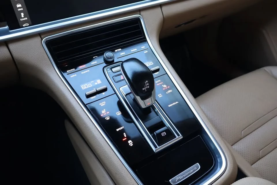 2017 Porsche 971 Panamera 4S - Image 16 of 20
