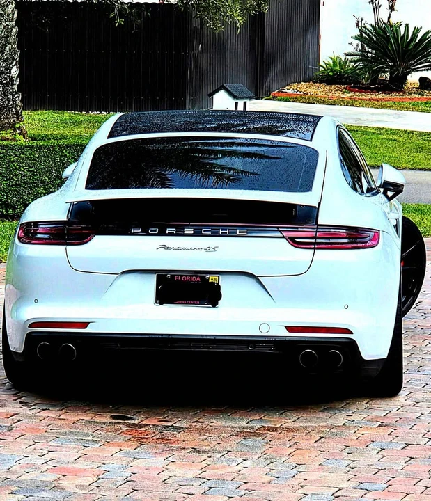 2017 Porsche Panamera - Image 3 of 14