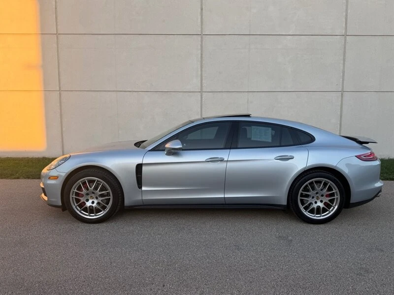 2017 Porsche 971 Panamera 4S - Image 3 of 4