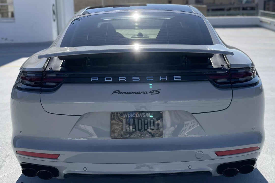 2017 Porsche 971 Panamera S - Image 5 of 8