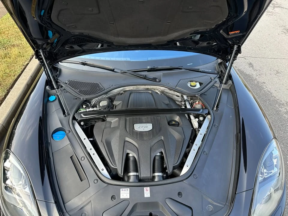 2017 Porsche 971 Panamera 4S - Image 4 of 12