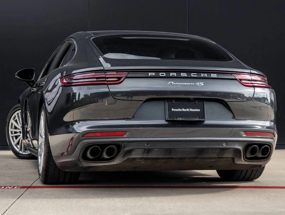 2017 Porsche 971 Panamera 4S - Image 3 of 5