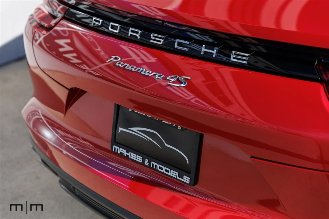 2017 Porsche 971 Panamera 4S - Image 21 of 31