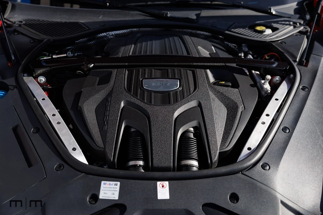 2017 Porsche 971 Panamera 4S - Image 23 of 31