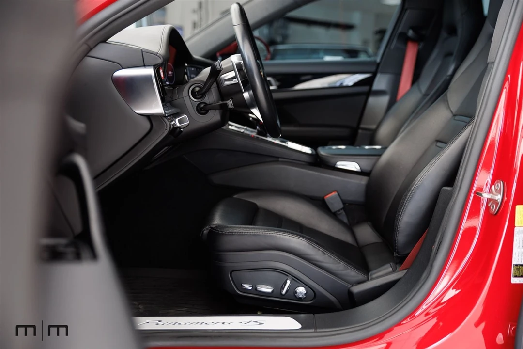 2017 Porsche 971 Panamera 4S - Image 30 of 31