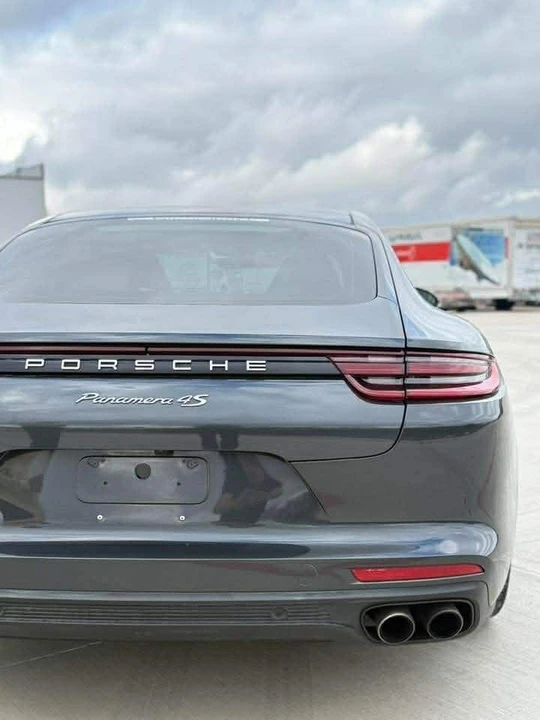 2017 Porsche 970 Panamera 4S - Image 11 of 21