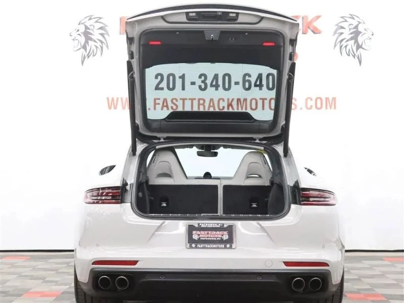 2017 Porsche 971 Panamera 4S - Image 6 of 12