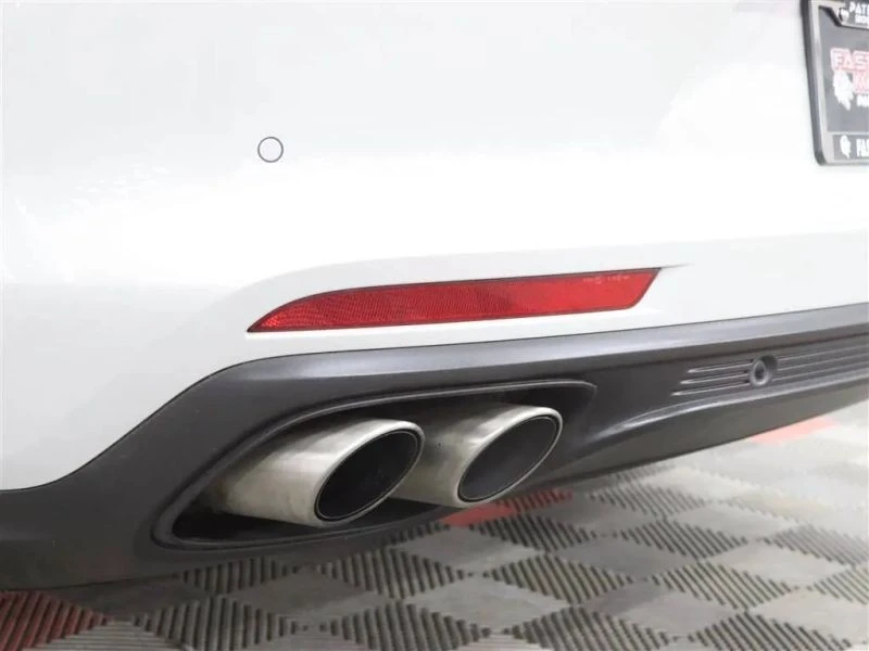 2017 Porsche 971 Panamera 4S - Image 7 of 12