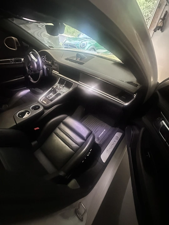 2017 Porsche 971 Panamera 4S - Image 9 of 11