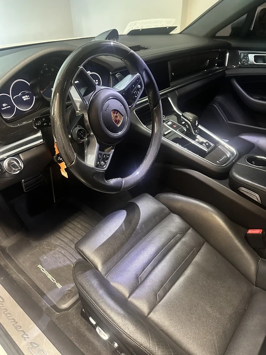 2017 Porsche 971 Panamera 4S - Image 8 of 11