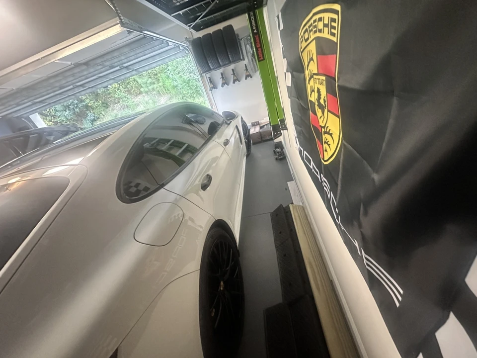 2017 Porsche 971 Panamera 4S - Image 6 of 11