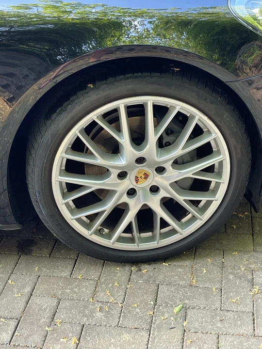 2017 Porsche 971 Panamera S - Image 19 of 31