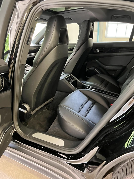 2017 Porsche 971 Panamera S - Image 26 of 31