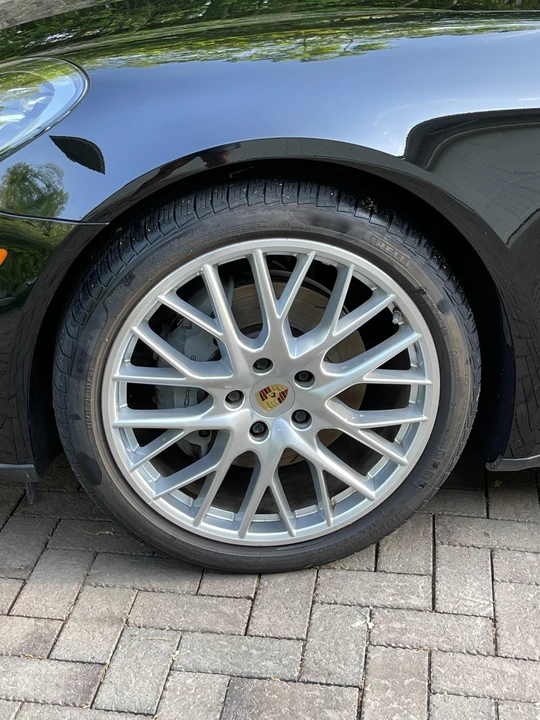 2017 Porsche 971 Panamera S - Image 16 of 31