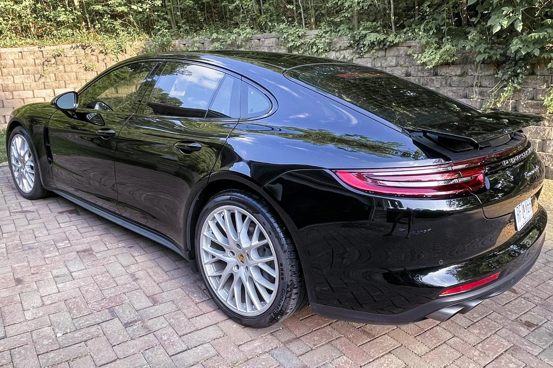 2017 Porsche 971 Panamera S - Image 4 of 31