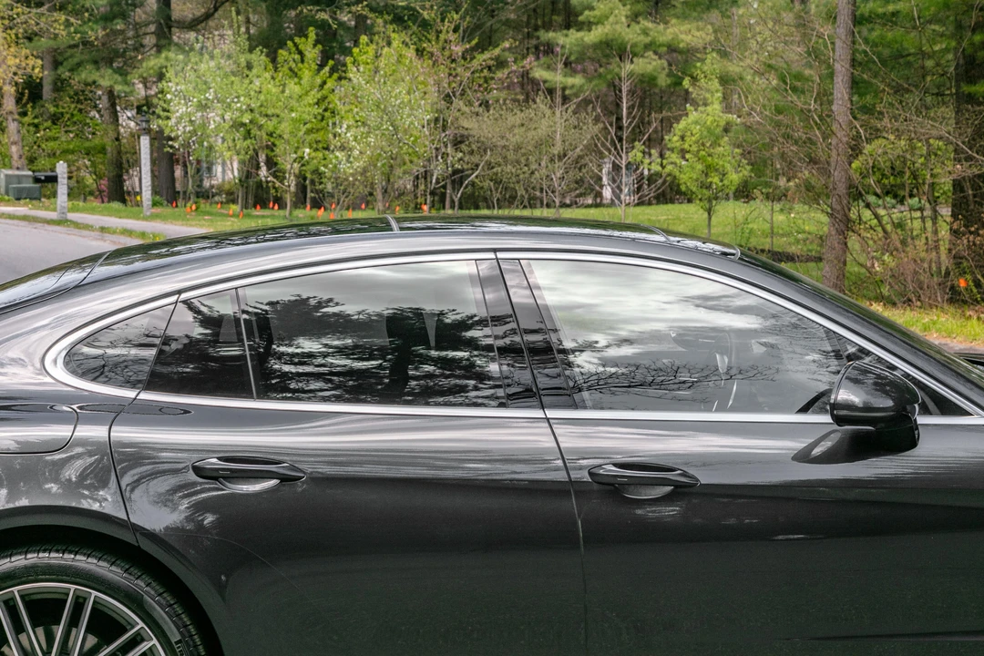 2017 Porsche 971 Panamera S - Image 25 of 31