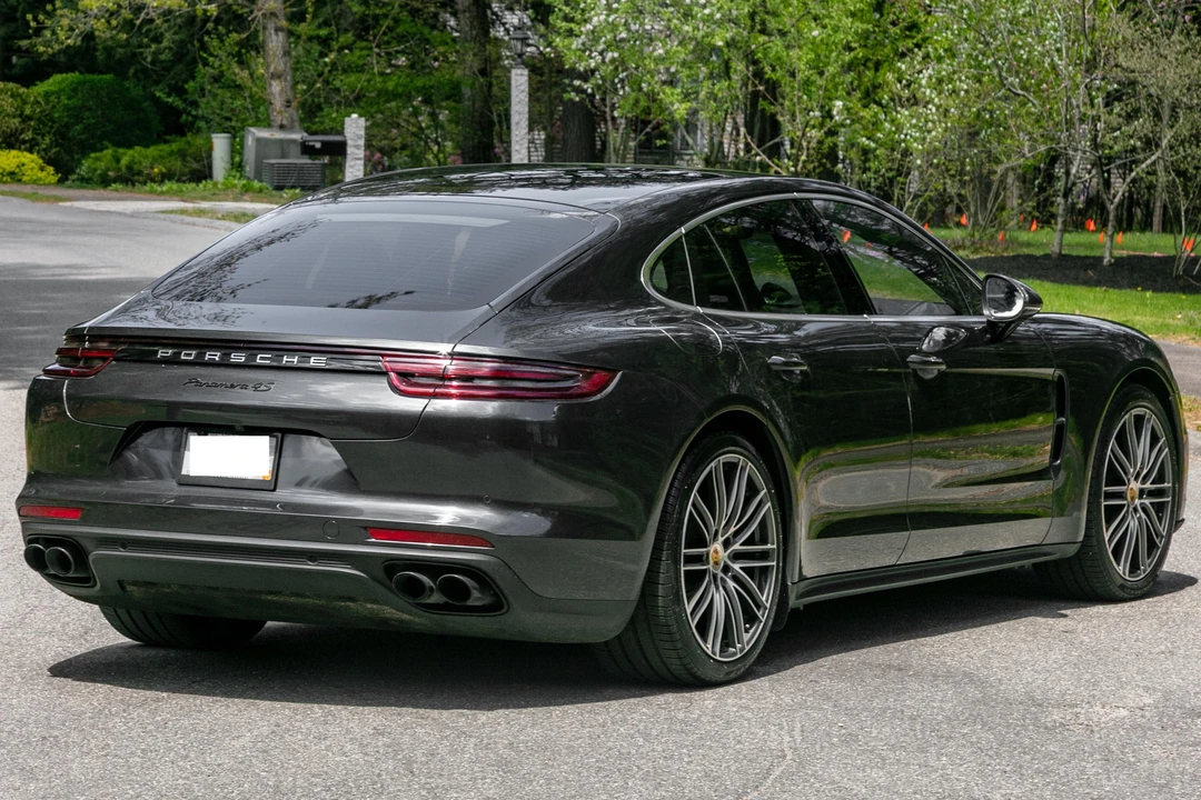 2017 Porsche 971 Panamera S - Image 4 of 31