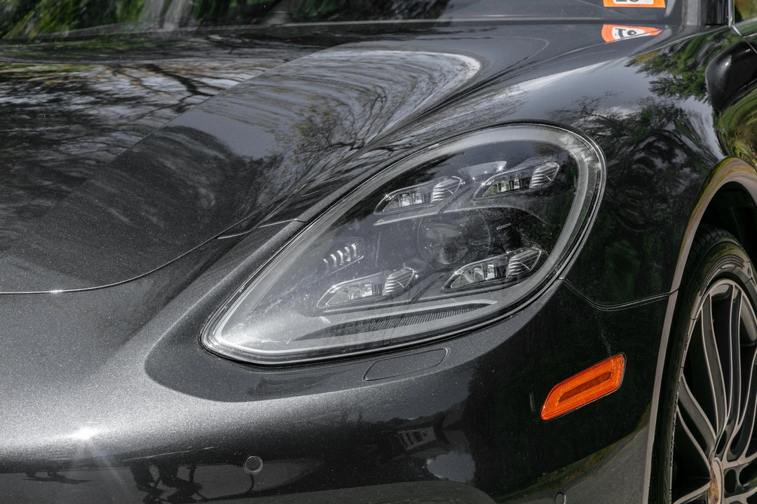 2017 Porsche 971 Panamera S - Image 14 of 31