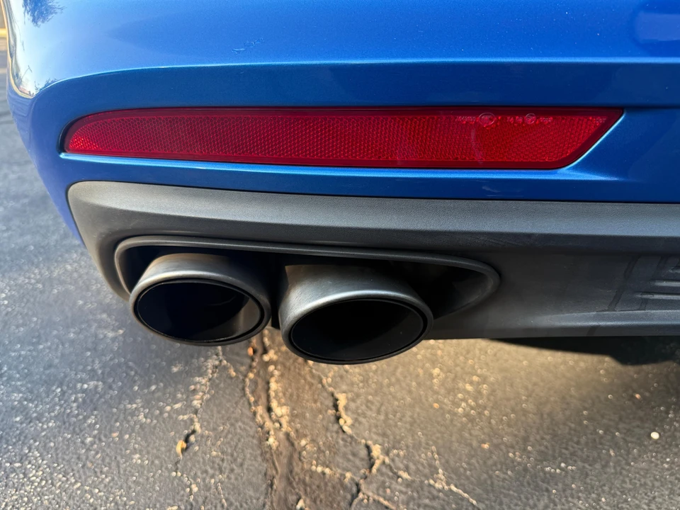 2017 Porsche 971 Panamera S - Image 26 of 31