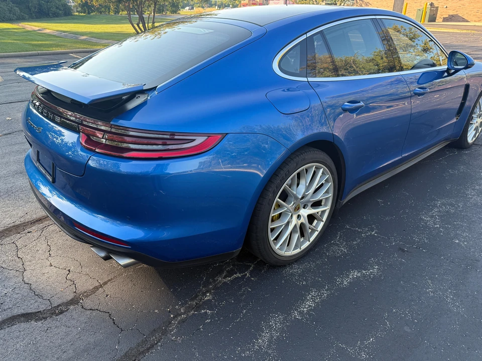 2017 Porsche 971 Panamera S - Image 29 of 31