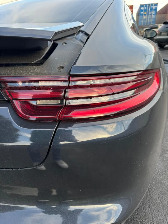 2017 Porsche 971 Panamera 4S - Image 18 of 31