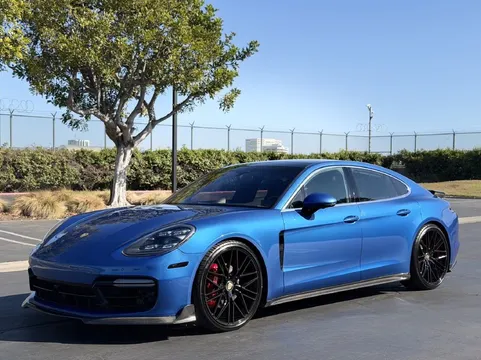 2017 Porsche Panamera 4S