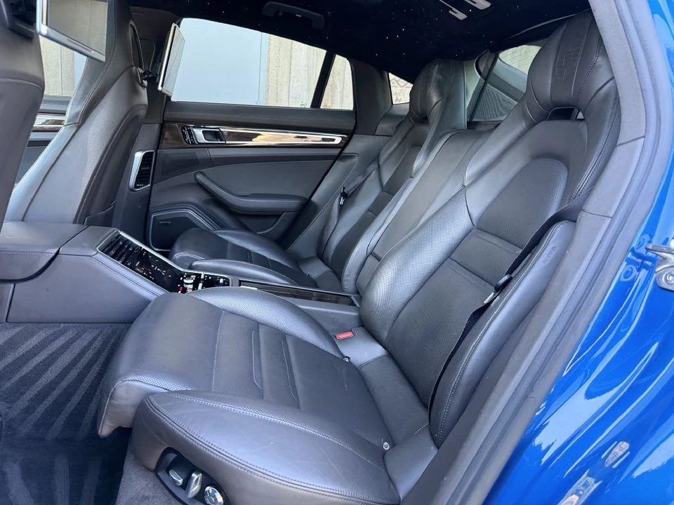 2017 Porsche 971 Panamera 4S - Image 19 of 24