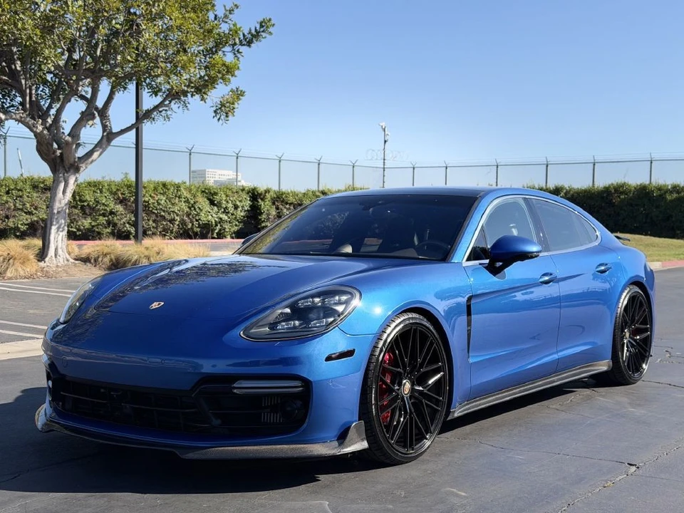 2017 Porsche 971 Panamera 4S - Image 4 of 24