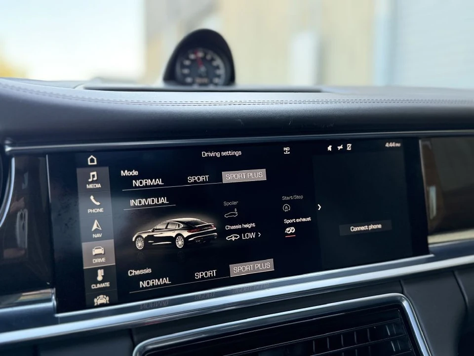 2017 Porsche 971 Panamera 4S - Image 22 of 24