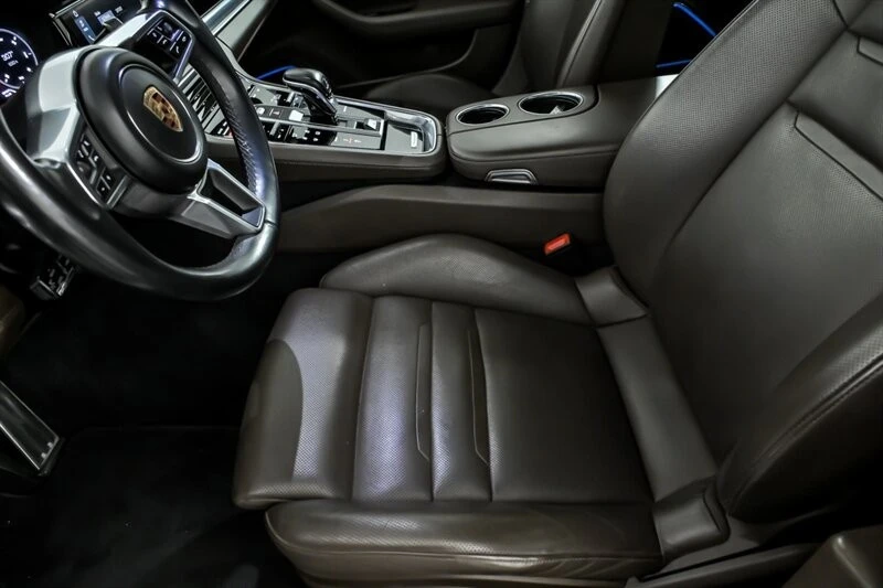 2017 Porsche 971 Panamera 4S - Image 19 of 31