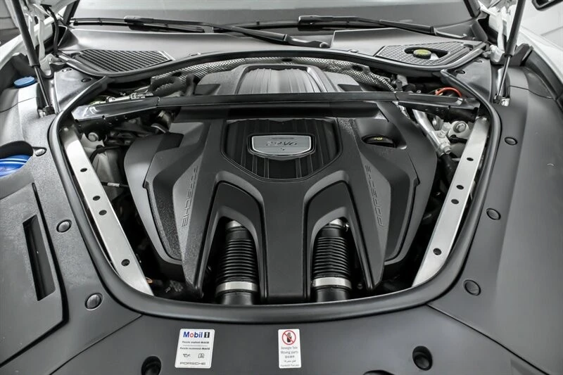 2017 Porsche 971 Panamera 4S - Image 14 of 31
