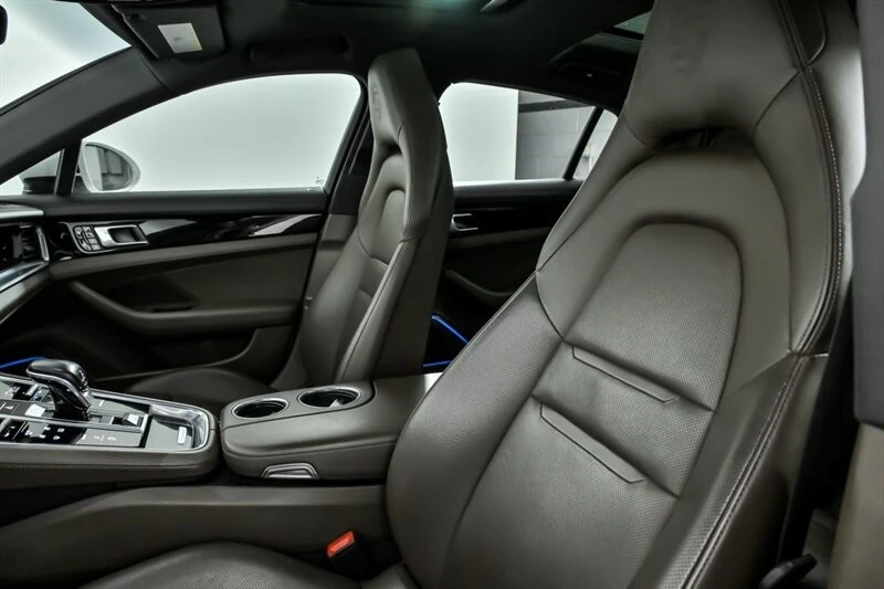 2017 Porsche 971 Panamera 4S - Image 20 of 31