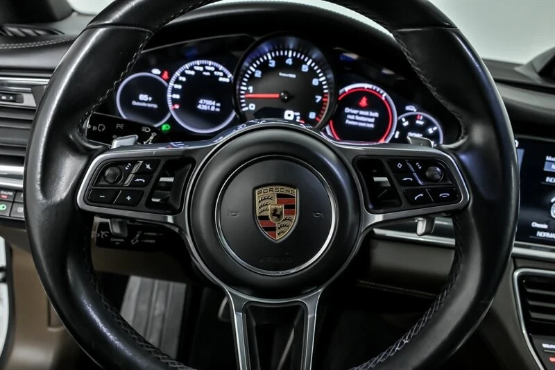 2017 Porsche 971 Panamera 4S - Image 26 of 31
