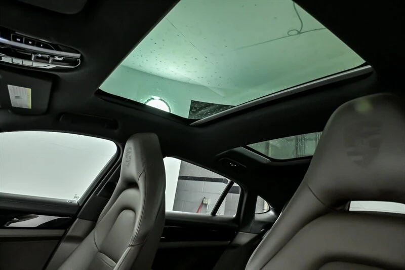 2017 Porsche 971 Panamera 4S - Image 21 of 31