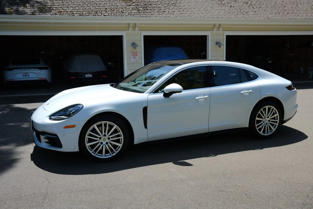 2017 Porsche 971 Panamera S - Image 2 of 31