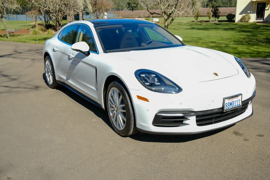 2017 Porsche 971 Panamera S - Image 12 of 31