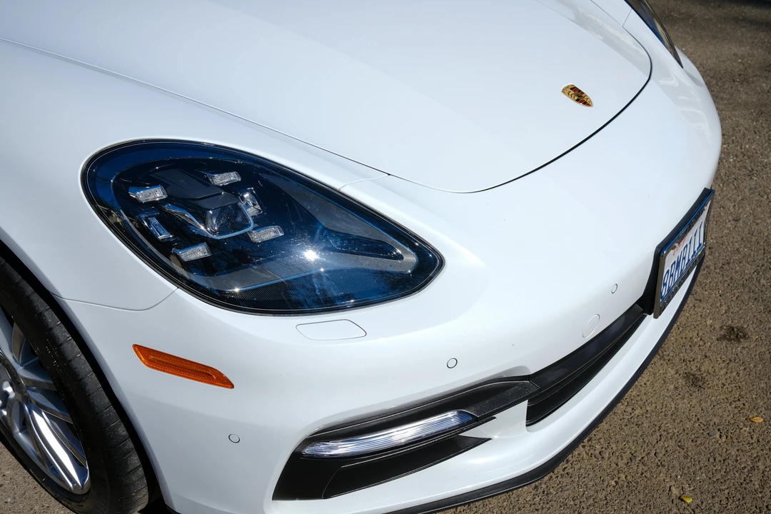 2017 Porsche 971 Panamera S - Image 25 of 31