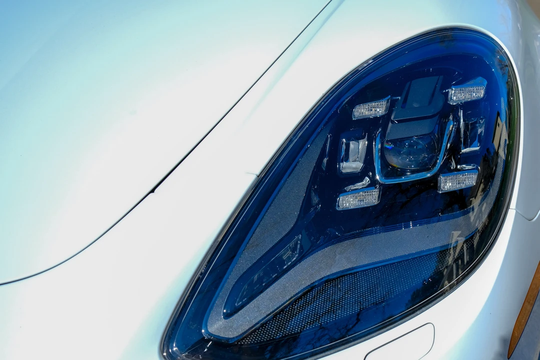 2017 Porsche 971 Panamera S - Image 29 of 31