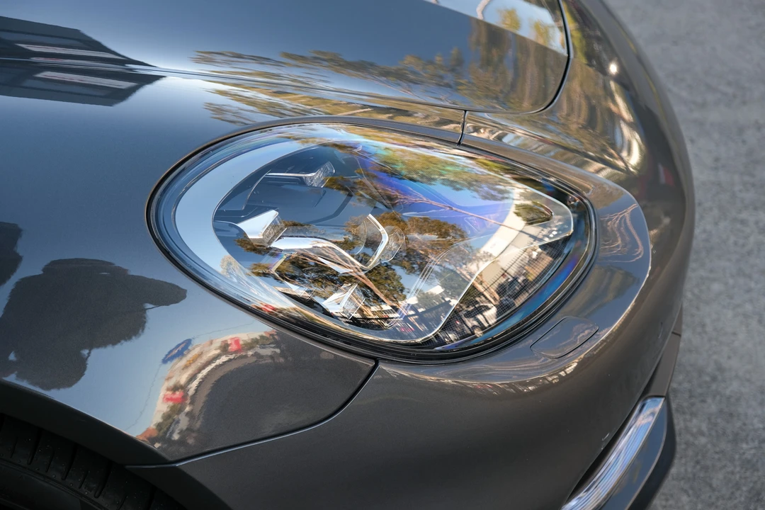 2017 Porsche 971 Panamera 4S - Image 25 of 31