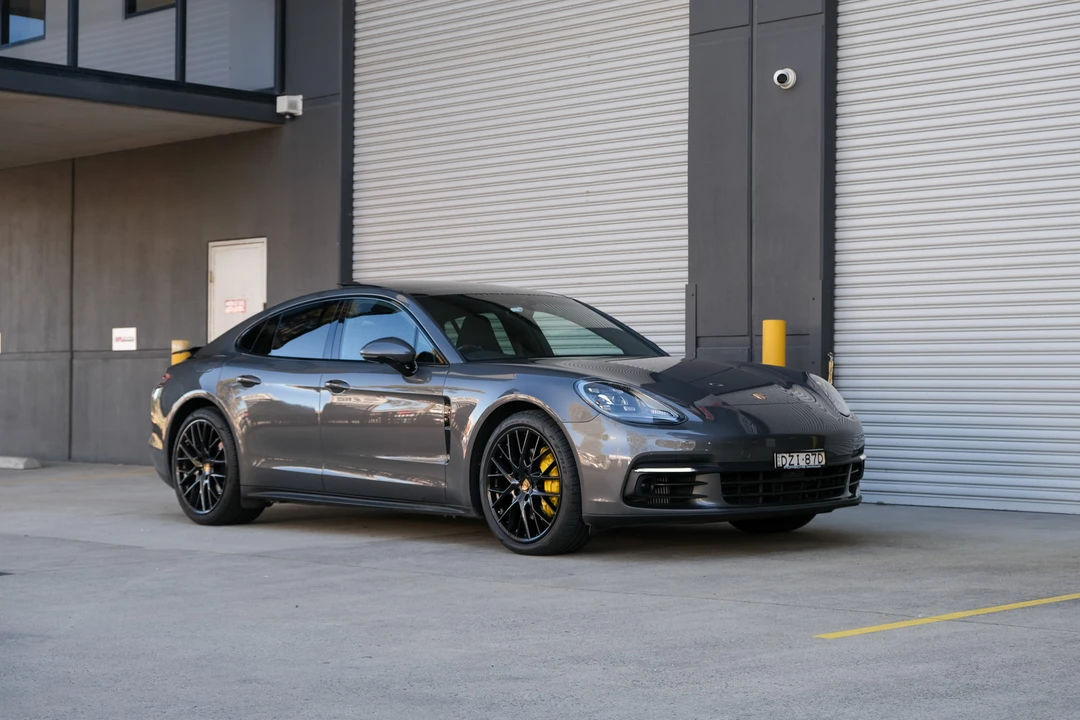 2017 Porsche 971 Panamera 4S - Image 12 of 31